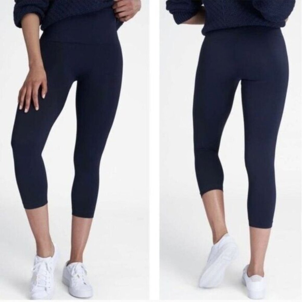Spanx Look at Me Now Cropped Leggings Size Small Port Navy NWT
